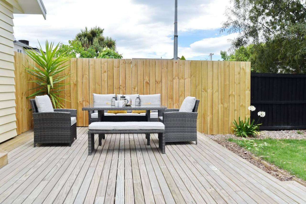 Weston Villa - Spacious & Family Friendly - Bookahome Christchurch Exterior photo